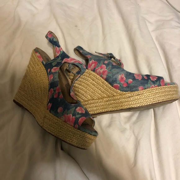 steve madden floral wedges - Picture 2 of 7